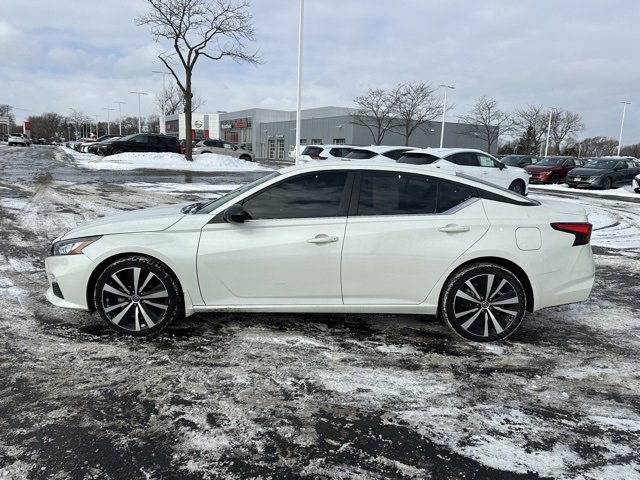 Certified 2022 Nissan Altima 2.5 SR image 7