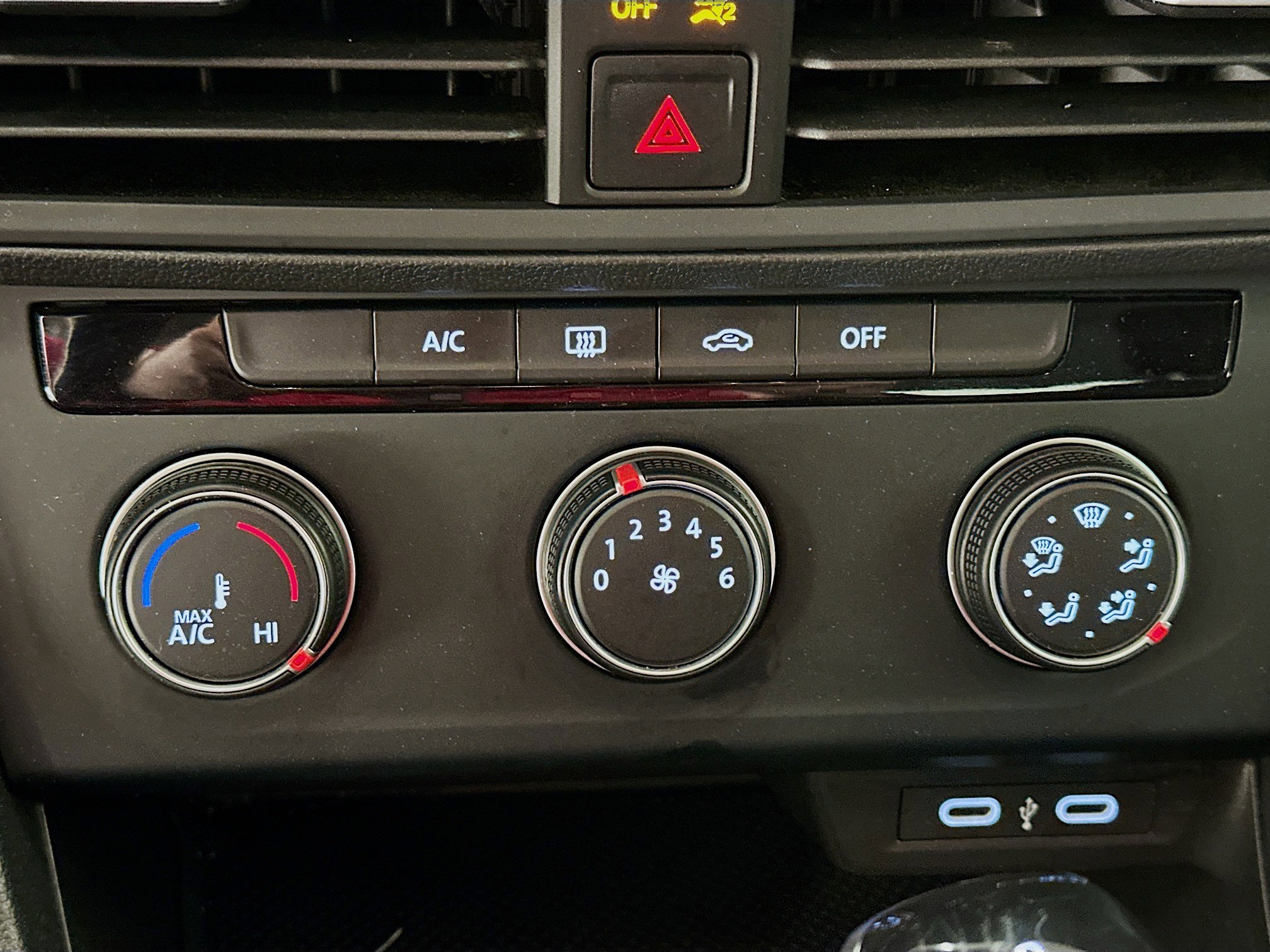 Used 2024 Volkswagen Jetta S image 23