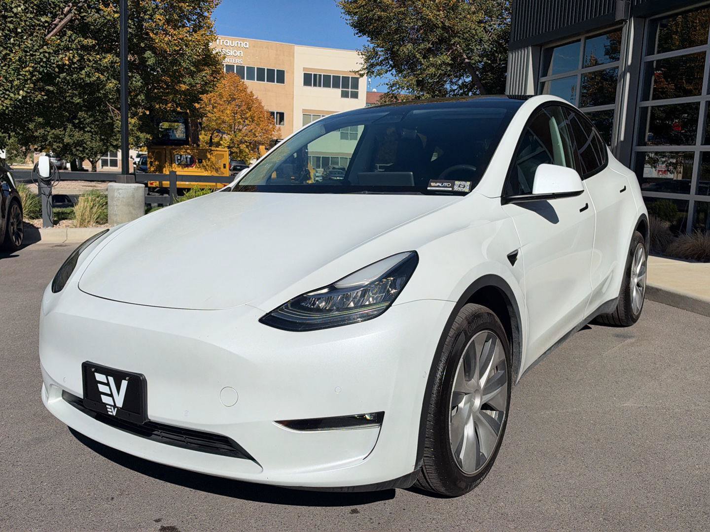 Used 2021 Tesla Model Y Long Range AWD/4WD image 4