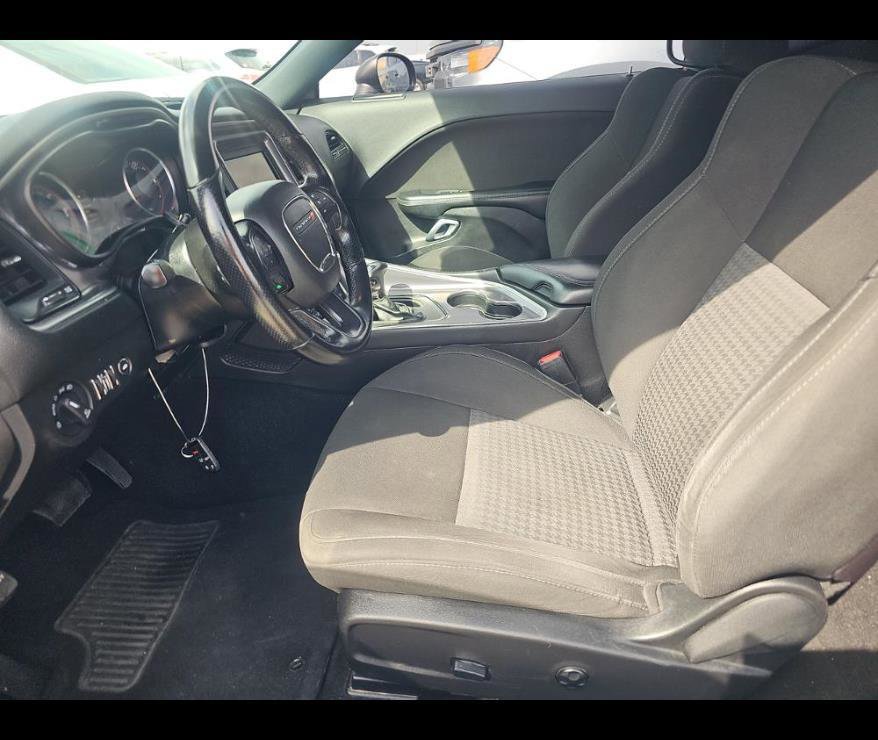 Used 2019 Dodge Challenger GT w/ Driver Convenience Group RWD image 3