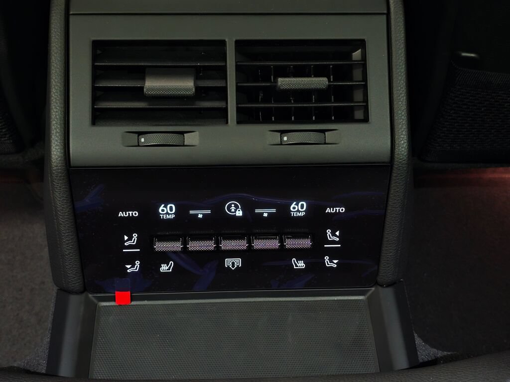 New 2026 Porsche Panamera 4 AWD/4WD image 21