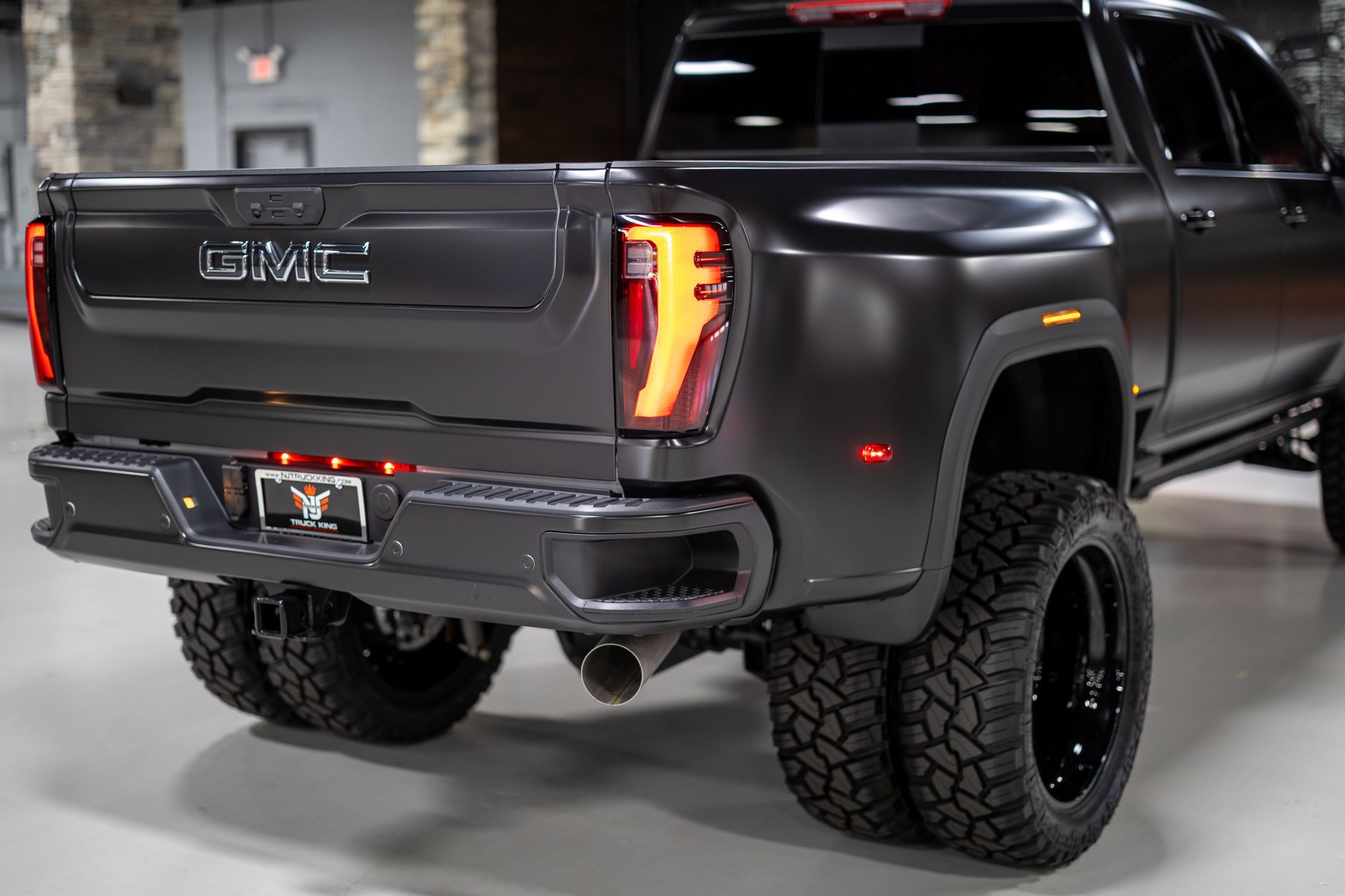Used 2026 GMC Sierra 3500 Denali Ultimate AWD/4WD image 22