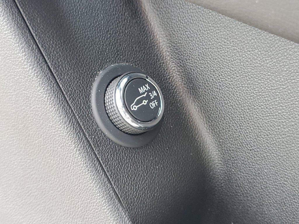 Used 2023 Cadillac XT5 Premium Luxury w/ LPO, Floor Liner Package FWD image 24