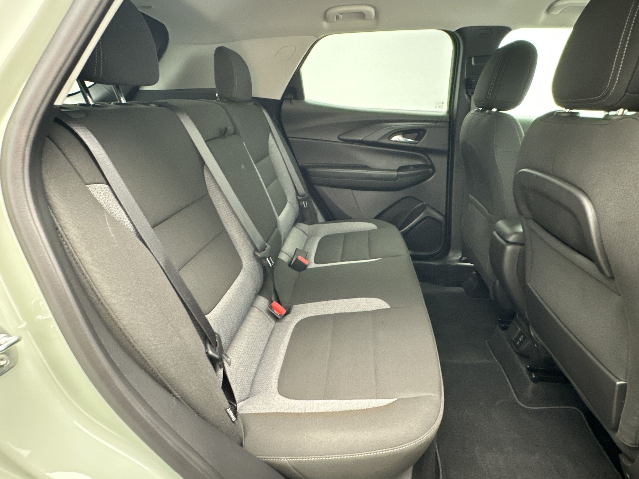 Certified 2025 Chevrolet TrailBlazer LT w/ Convenience Package FWD image 29