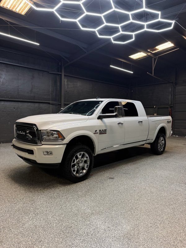 Used 2018 RAM 2500 Limited AWD/4WD image 1