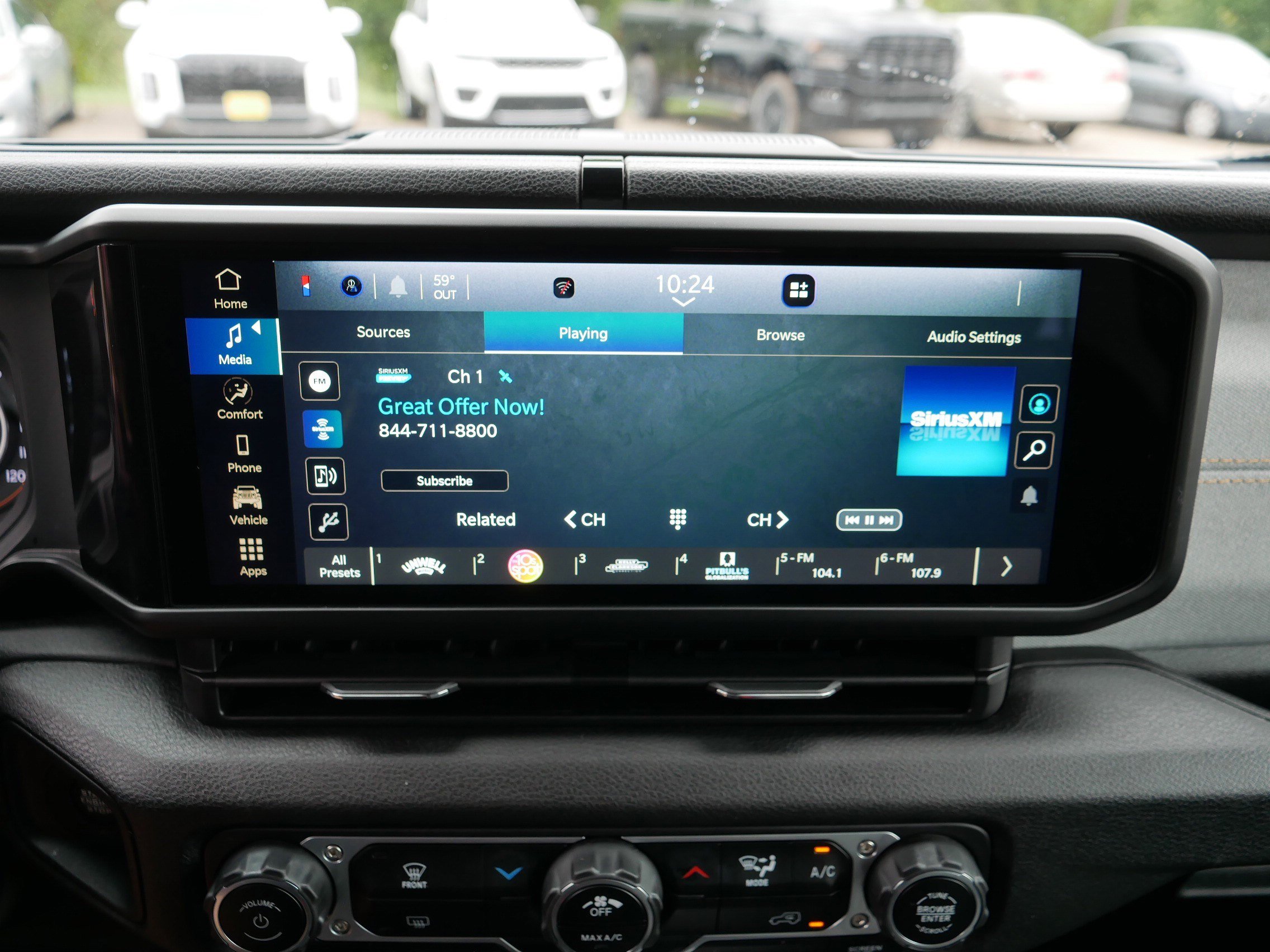 Used 2024 Jeep Wrangler Sport S image 22