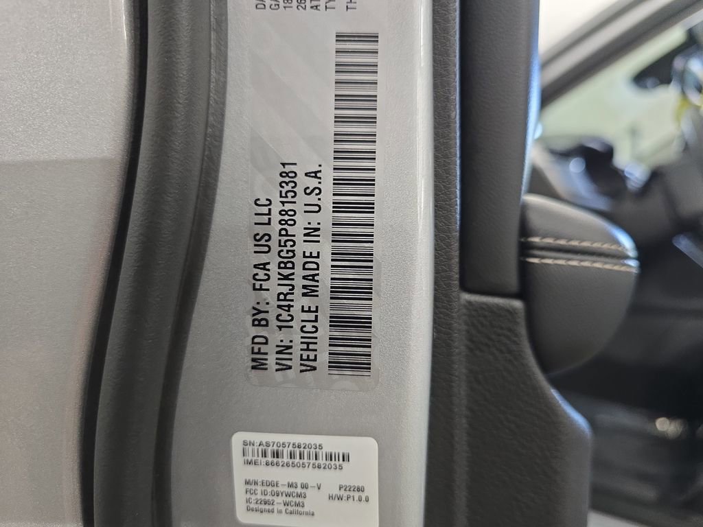 Certified 2023 Jeep Grand Cherokee L Limited w/ Trailer Tow Group (B) AWD/4WD image 38