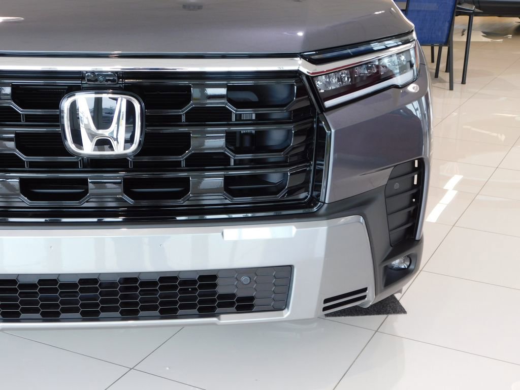 New 2026 Honda Pilot Touring image 6
