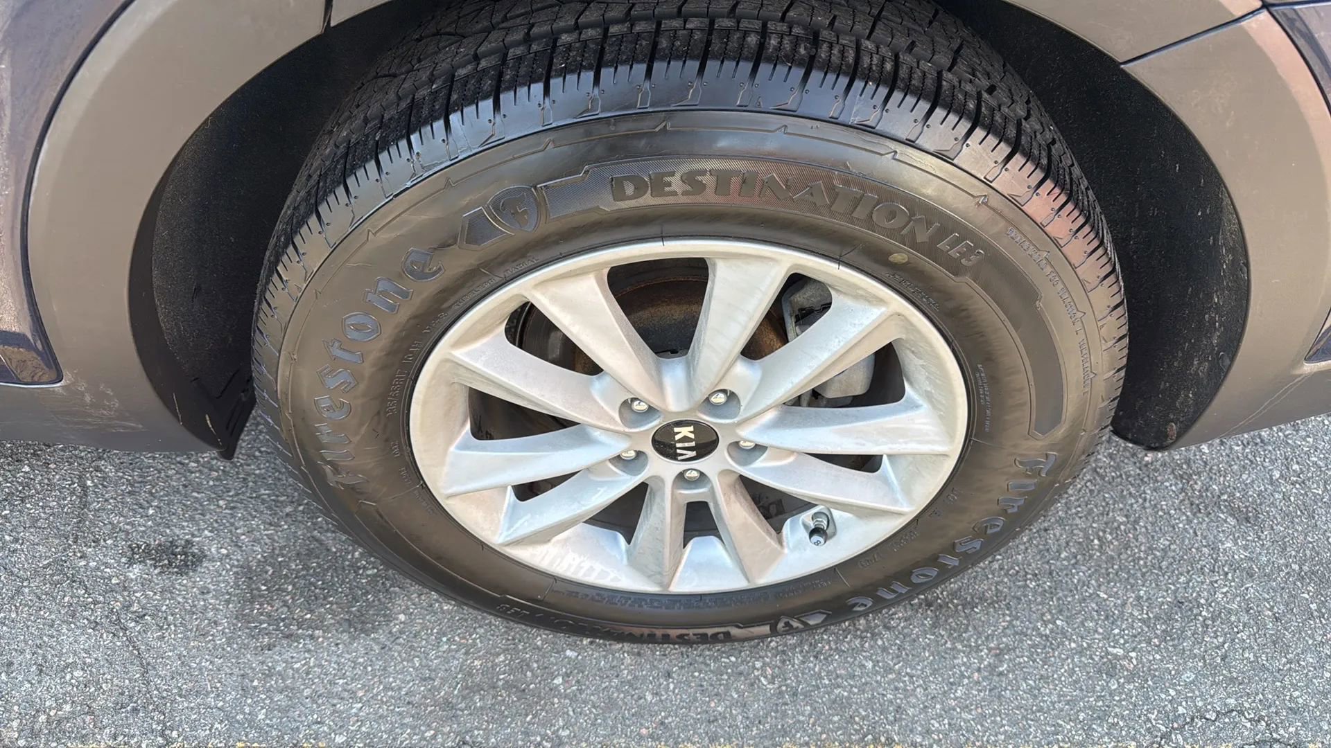 Used 2019 Kia Sorento LX image 9