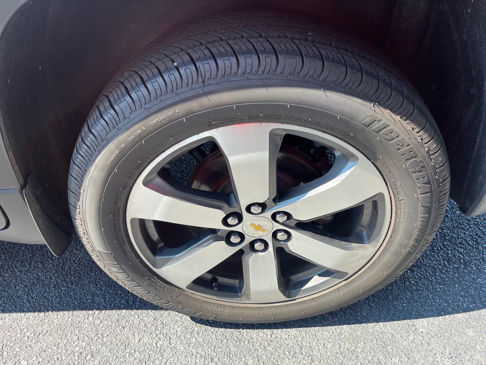 Used 2019 Chevrolet Traverse LT w/ LT Premium Package AWD/4WD image 10