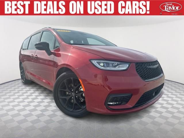 Used 2025 Chrysler Pacifica Limited FWD image 1