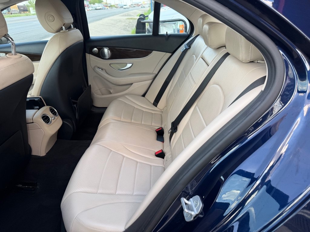 Used 2015 Mercedes-Benz C 300 4MATIC Sedan w/ Premium 1 Package image 29