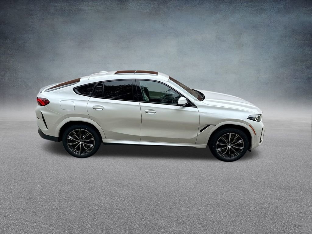 New 2026 BMW X6 xDrive40i w/ Executive Package image 9