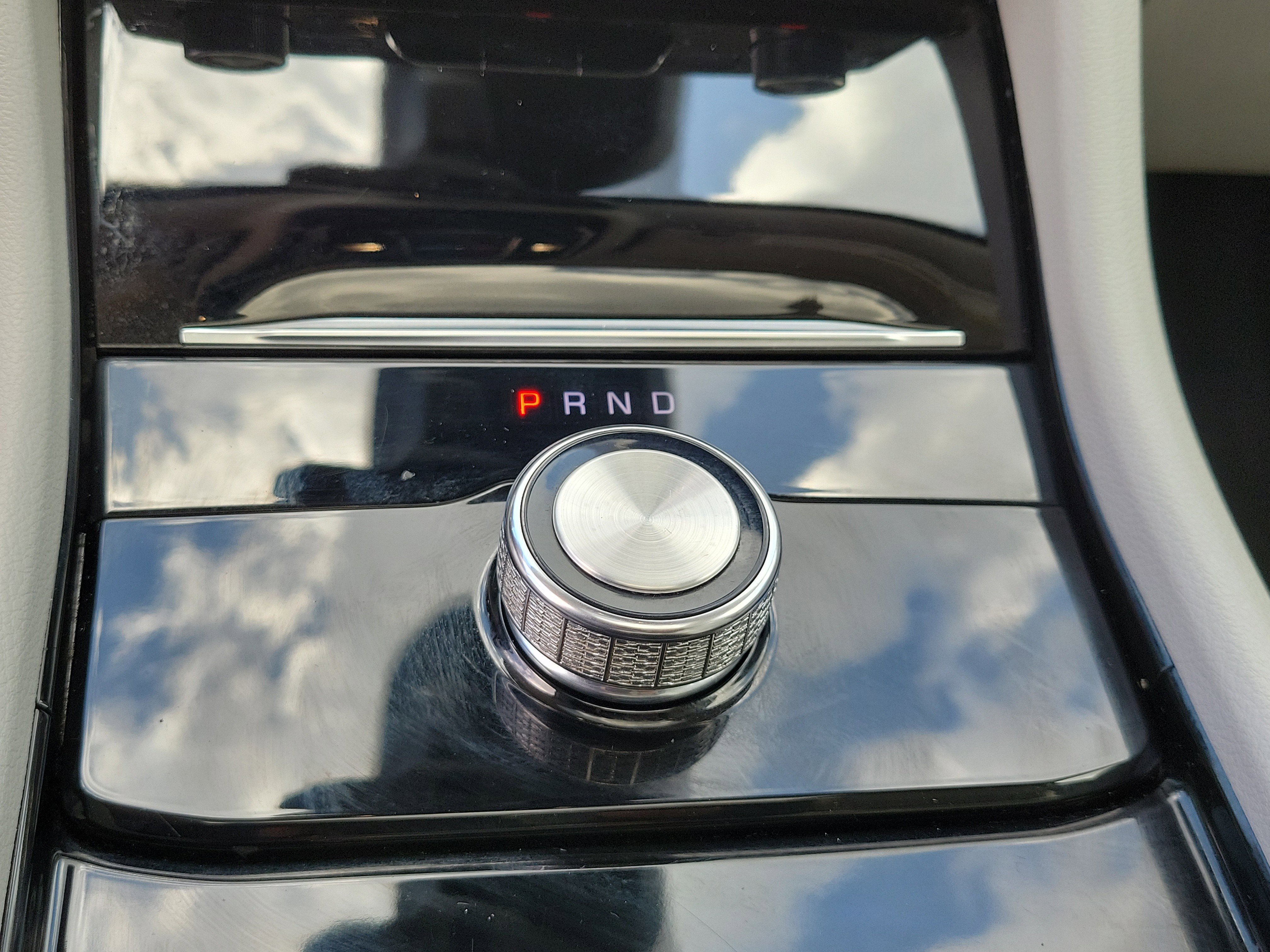 Used 2021 Jeep Grand Cherokee L Overland w/ Luxury Tech Group IV RWD image 27