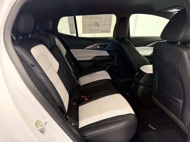 New 2026 Chevrolet Equinox EV LT w/ Convenience Package II AWD/4WD image 27