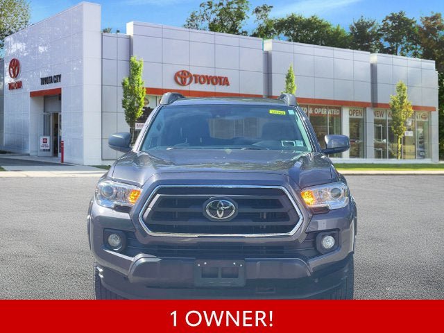 Used 2023 Toyota Tacoma SR5 AWD/4WD image 2