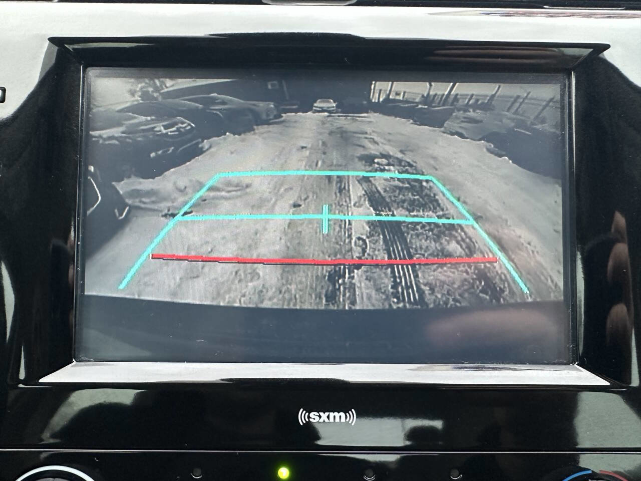 Used 2020 Toyota Camry LE image 21