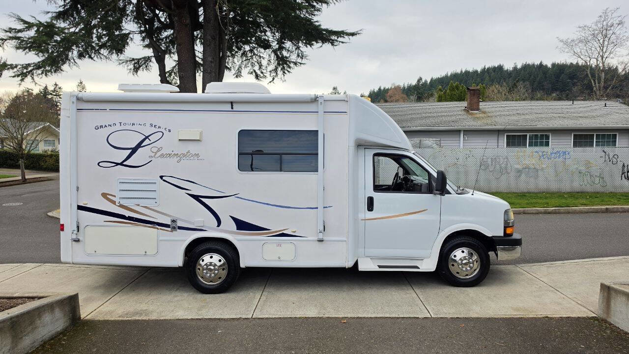 Used 2003 Chevrolet Express 3500 3500 2dr Commercial/Cutaway/Ch image 4