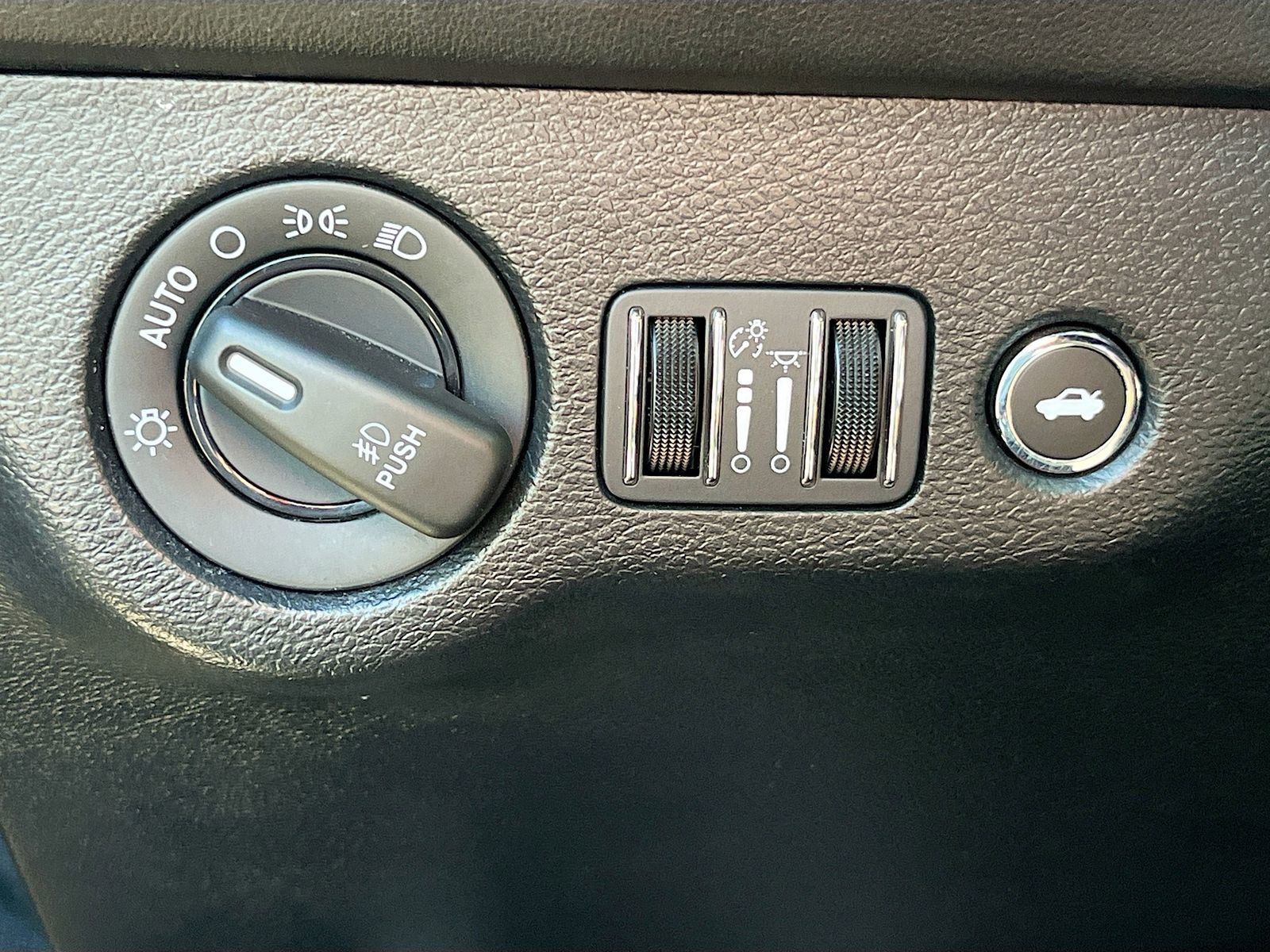 Used 2023 Dodge Challenger R/T Scat Pack w/ Plus Package image 10