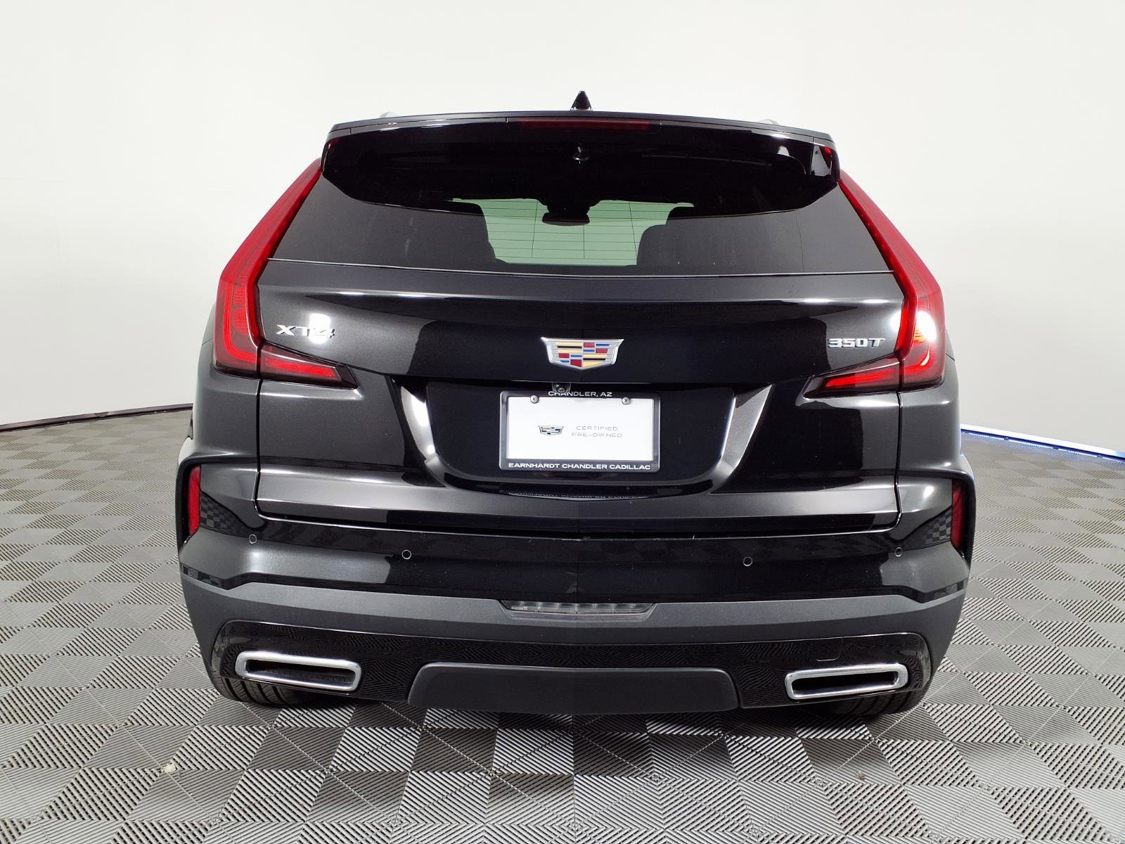 Certified 2024 Cadillac XT4 Premium Luxury FWD image 5