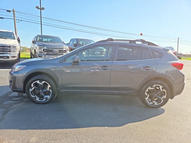 Used 2022 Subaru Crosstrek 2.5i Limited w/ Moonroof Package 2 AWD/4WD image 3