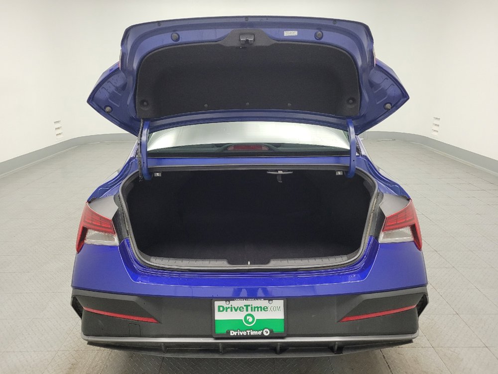 Used 2024 Hyundai Elantra Blue FWD image 29