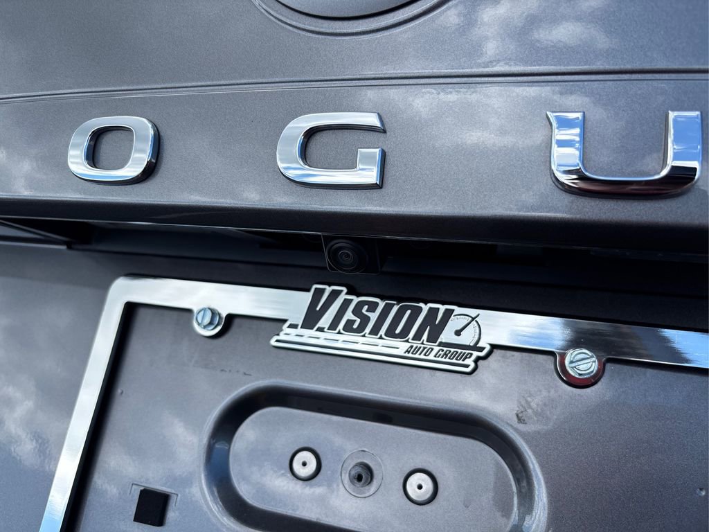 Certified 2023 Nissan Rogue SV image 15