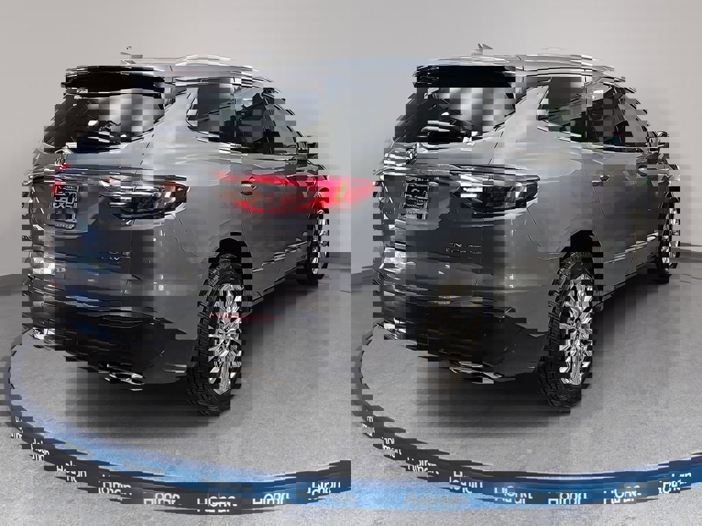 Used 2018 Buick Enclave Premium w/ Experience Buick Package image 6