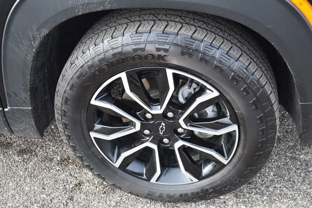 Used 2025 Chevrolet TrailBlazer ACTIV w/ Convenience Package FWD image 12