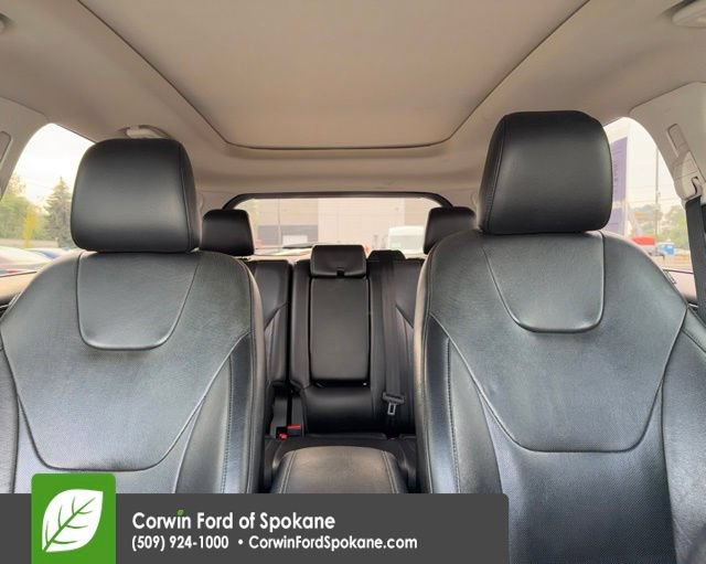 Used 2020 Ford Edge Titanium w/ Equipment Group 301A AWD/4WD image 37