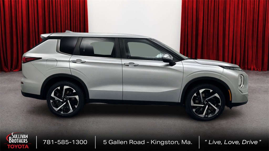 Used 2022 Mitsubishi Outlander ES image 4