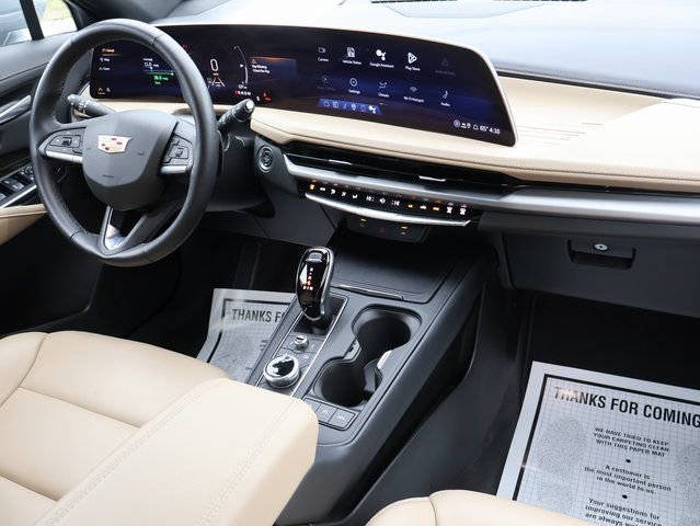 Certified 2025 Cadillac XT4 Premium Luxury FWD image 15