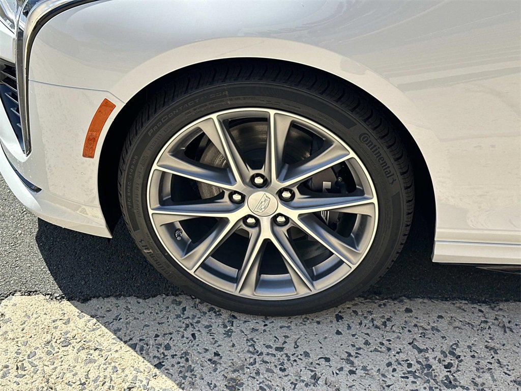 New 2026 Cadillac CT4 V image 7