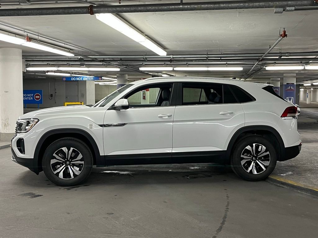 New 2026 Volkswagen Atlas Cross Sport SE AWD/4WD image 32