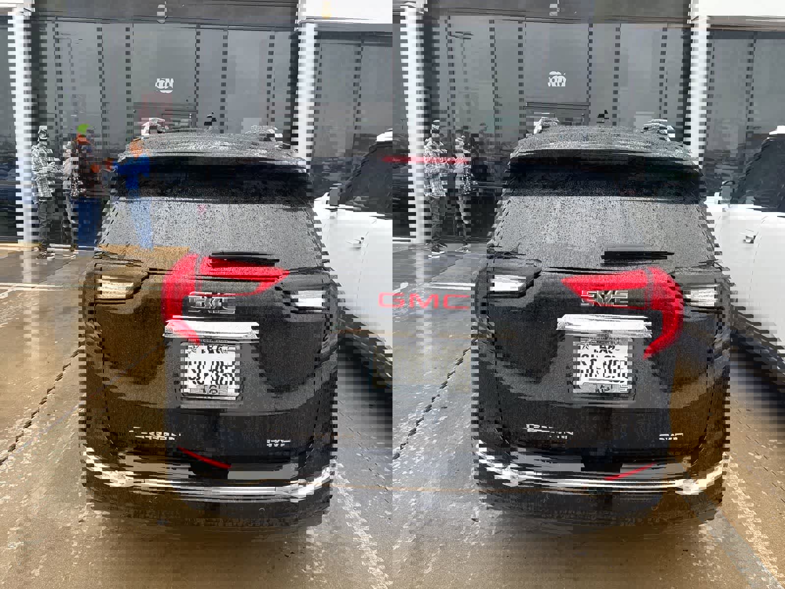 Used 2023 GMC Terrain Denali w/ Black Diamond Edition AWD/4WD image 11