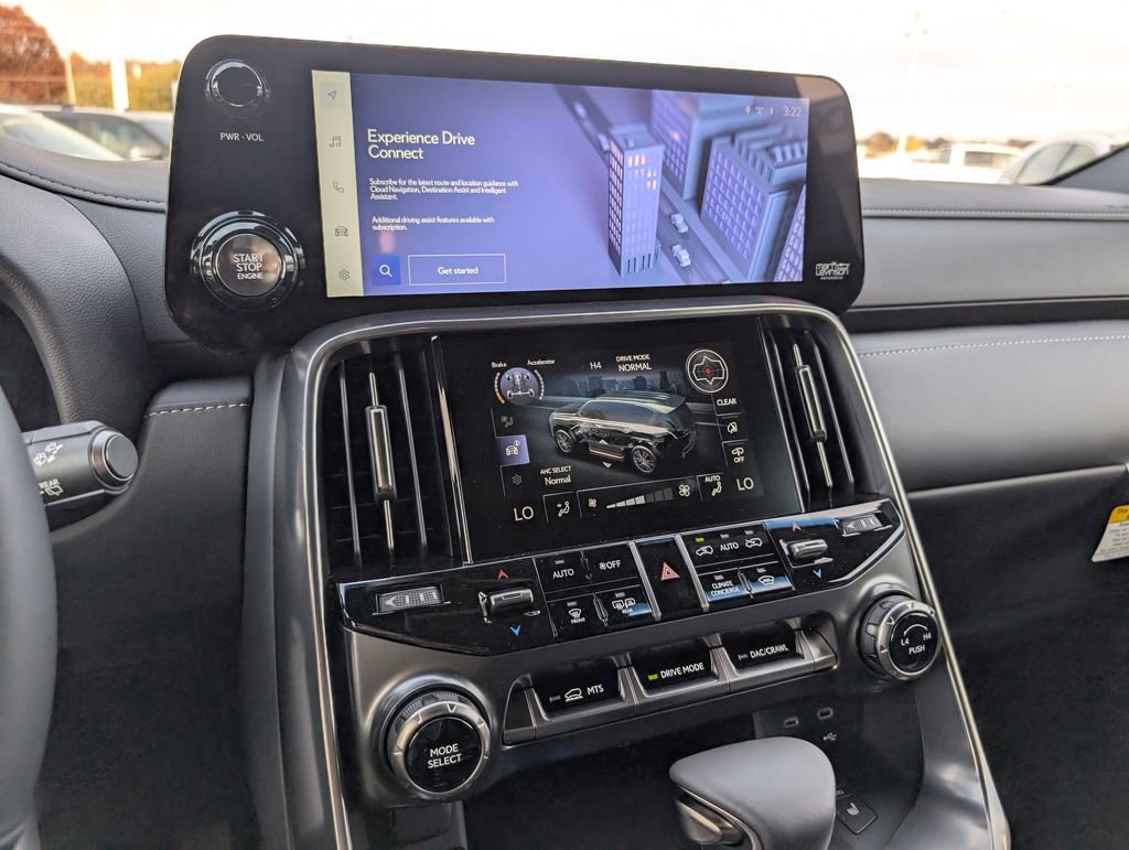 New 2025 Lexus LX 600 4WD w/ Luxury Package image 11