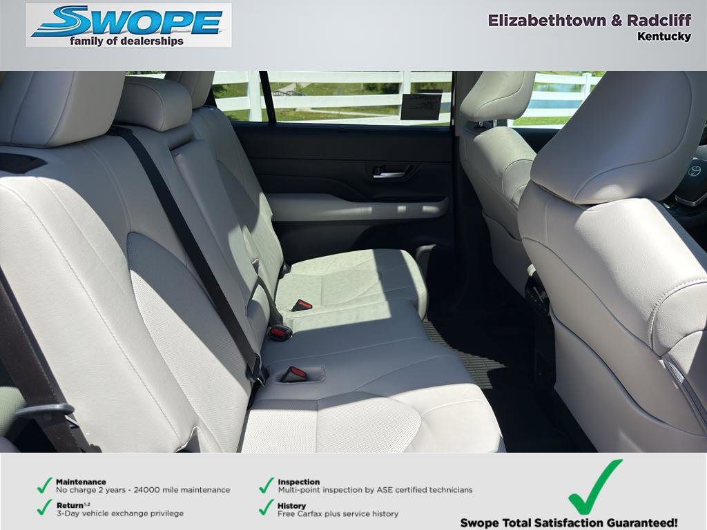 New 2026 Toyota Grand Highlander AWD Hybrid image 15