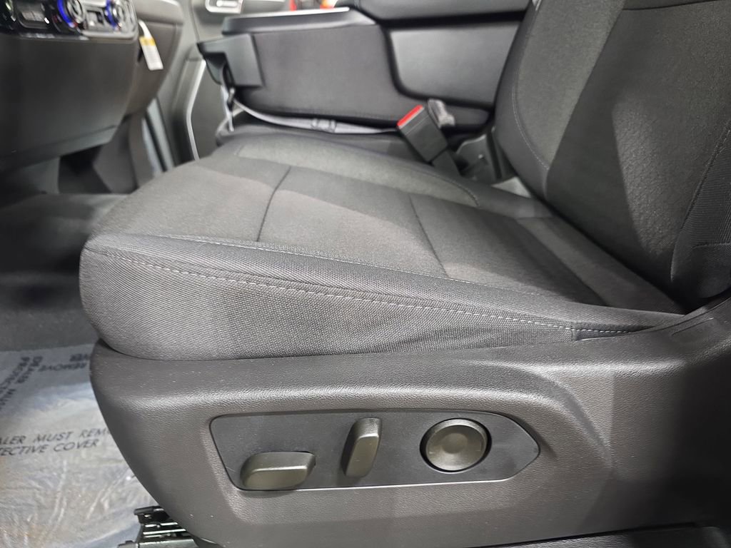 New 2026 GMC Sierra 1500 Elevation image 30