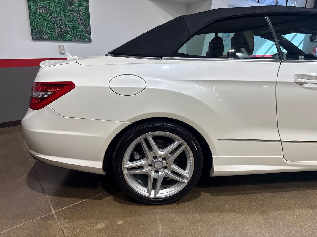 Used 2011 Mercedes-Benz E 550 Cabriolet image 90