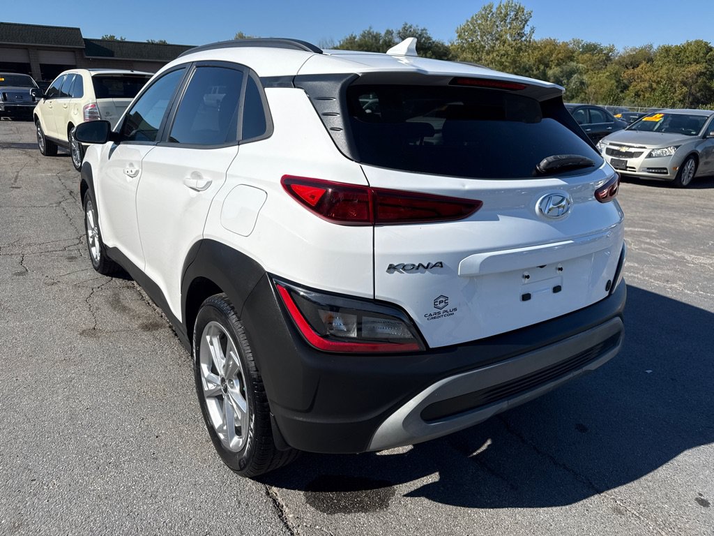 Used 2022 Hyundai Kona SEL w/ Cargo Package FWD image 8