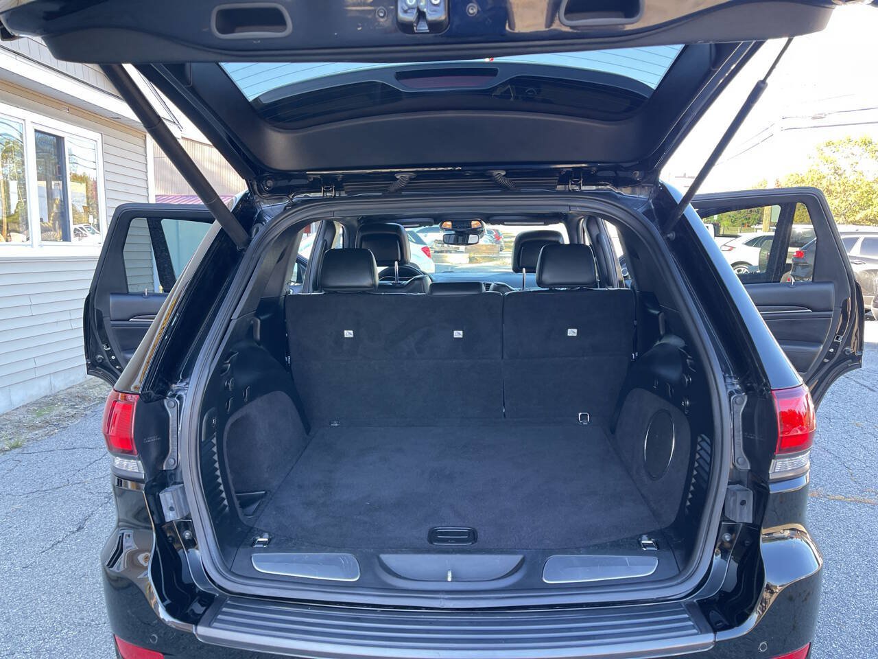 Used 2018 Jeep Grand Cherokee High Altitude AWD/4WD image 21