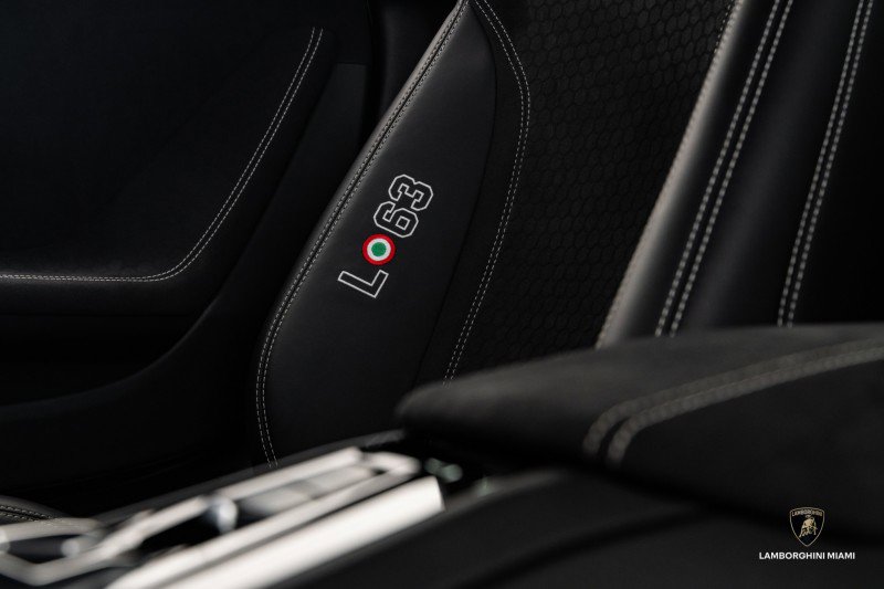 Used 2017 Lamborghini Huracan LP 610-4 Avio image 29