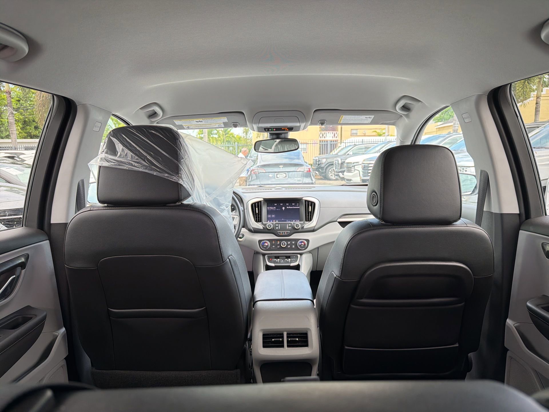 Used 2023 GMC Terrain SLT w/ LPO, Floor Liner Package image 13