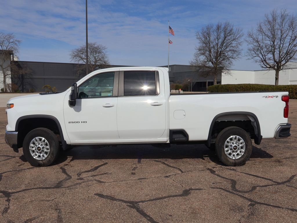 Used 2024 Chevrolet Silverado 2500 LT image 13