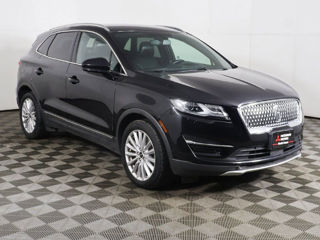 Used 2019 Lincoln MKC Premiere image 2