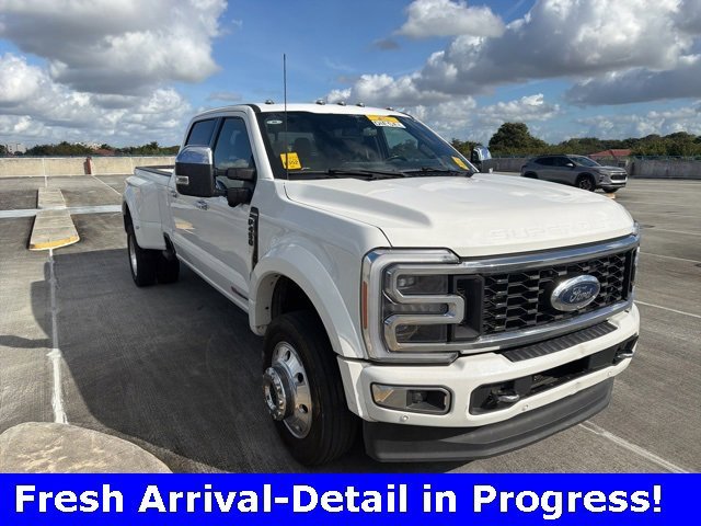 Used 2023 Ford F450 Platinum image 3
