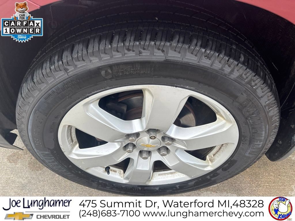 Used 2017 Chevrolet Traverse LT w/ Style and Technology Package FWD image 10