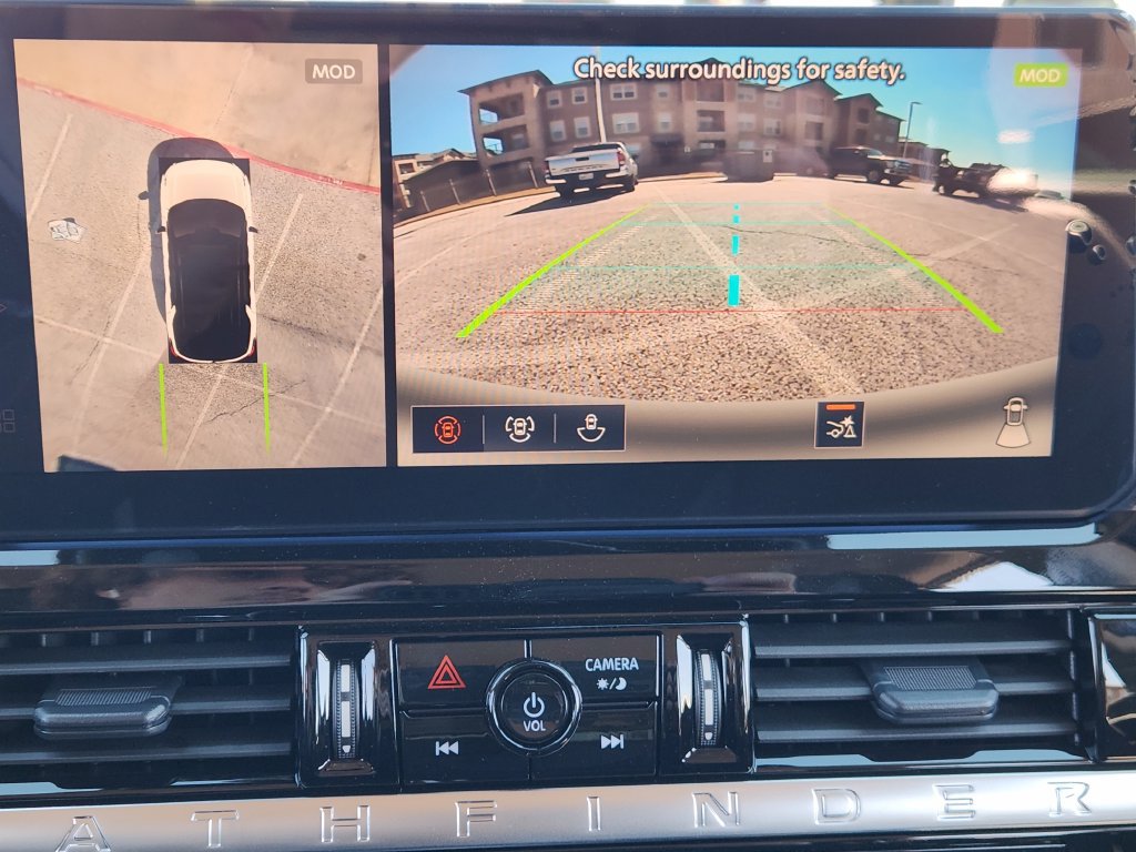 New 2026 Nissan Pathfinder SL FWD image 13