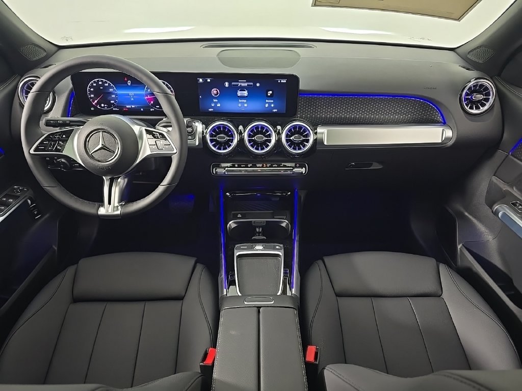 New 2026 Mercedes-Benz GLB 250 4MATIC image 28