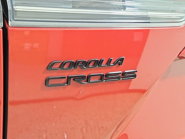 Used 2023 Toyota Corolla Cross AWD Hybrid w/ Convenience Package image 9